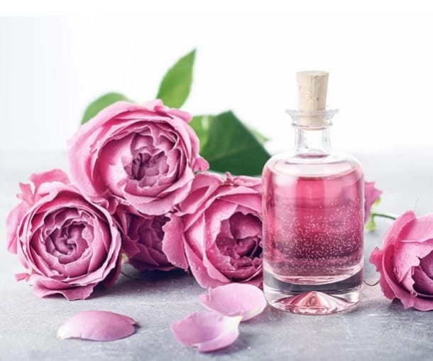 كيف تكتسبين رائحة عطرة ومنعشة كالأزهار؟